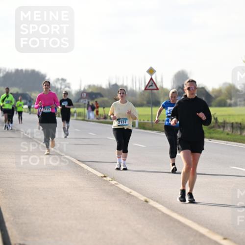 12.04.2026 - 45. Internationalen Wilhelmsburger Insellauf Dr. Thomas Lammeyer http://msf.ph/oto/9449759 12.04.2026 10:39:53 Laufen 2435, 144, 2137 meine-sportfotos.de