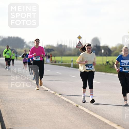 12.04.2026 - 45. Internationalen Wilhelmsburger Insellauf Dr. Thomas Lammeyer http://msf.ph/oto/9449766 12.04.2026 10:39:56 Laufen 2435, 2137, 3607 meine-sportfotos.de
