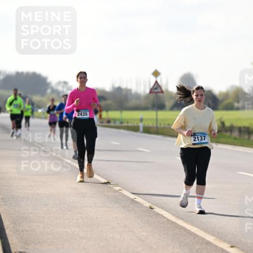 12.04.2026 - 45. Internationalen Wilhelmsburger Insellauf Dr. Thomas Lammeyer http://msf.ph/oto/9449772 12.04.2026 10:39:57 Laufen 2435, 2137, 3607 meine-sportfotos.de