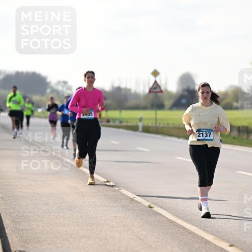 12.04.2026 - 45. Internationalen Wilhelmsburger Insellauf Dr. Thomas Lammeyer http://msf.ph/oto/9449774 12.04.2026 10:39:58 Laufen 2435, 2137, 607 meine-sportfotos.de