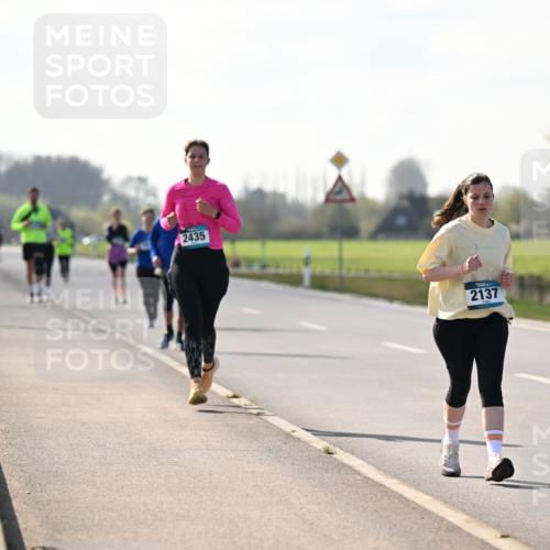 12.04.2026 - 45. Internationalen Wilhelmsburger Insellauf Dr. Thomas Lammeyer http://msf.ph/oto/9449776 12.04.2026 10:39:58 Laufen 2435, 2137, 3607 meine-sportfotos.de