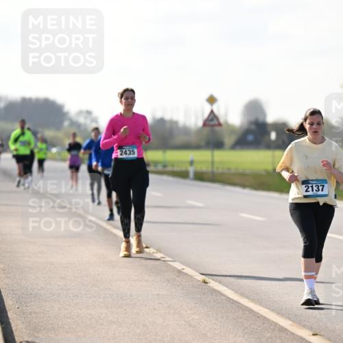 12.04.2026 - 45. Internationalen Wilhelmsburger Insellauf Dr. Thomas Lammeyer http://msf.ph/oto/9449778 12.04.2026 10:39:58 Laufen 2435, 2137, 360 meine-sportfotos.de