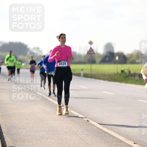 12.04.2026 - 45. Internationalen Wilhelmsburger Insellauf Dr. Thomas Lammeyer http://msf.ph/oto/9449784 12.04.2026 10:39:59 Laufen 2435, 2137 meine-sportfotos.de
