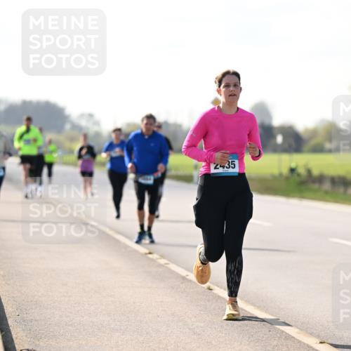 12.04.2026 - 45. Internationalen Wilhelmsburger Insellauf Dr. Thomas Lammeyer http://msf.ph/oto/9449794 12.04.2026 10:40:01 Laufen 2435 meine-sportfotos.de