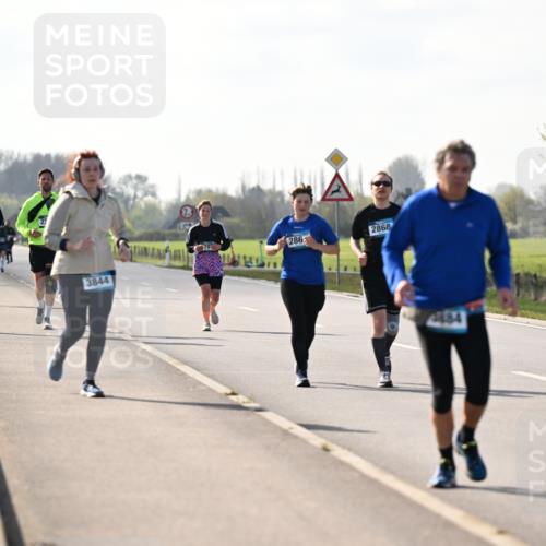 12.04.2026 - 45. Internationalen Wilhelmsburger Insellauf Dr. Thomas Lammeyer http://msf.ph/oto/9449819 12.04.2026 10:40:05 Laufen 5309, 3844, 286, 2868, 4484 meine-sportfotos.de