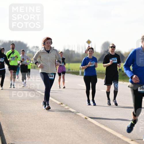 12.04.2026 - 45. Internationalen Wilhelmsburger Insellauf Dr. Thomas Lammeyer http://msf.ph/oto/9449825 12.04.2026 10:40:06 Laufen 844, 367, 868, 3884 meine-sportfotos.de
