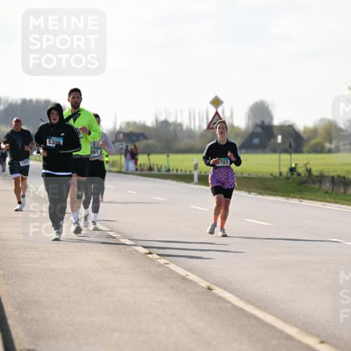 12.04.2026 - 45. Internationalen Wilhelmsburger Insellauf Dr. Thomas Lammeyer http://msf.ph/oto/9449849 12.04.2026 10:40:10 Laufen 5309, 3202, 891, 3703, 286 meine-sportfotos.de