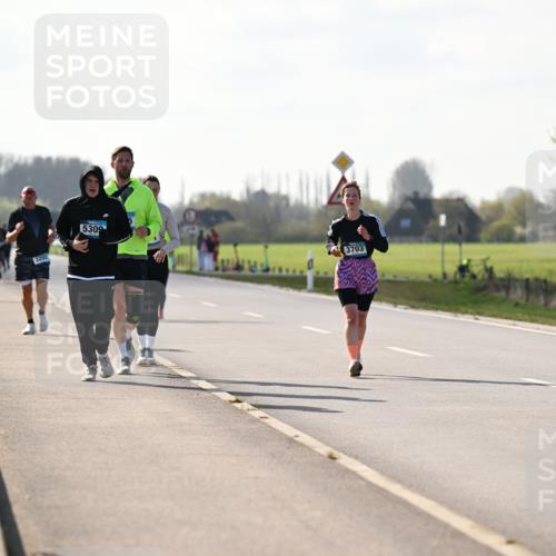 12.04.2026 - 45. Internationalen Wilhelmsburger Insellauf Dr. Thomas Lammeyer http://msf.ph/oto/9449850 12.04.2026 10:40:10 Laufen 3202, 5309, 3703, 286 meine-sportfotos.de