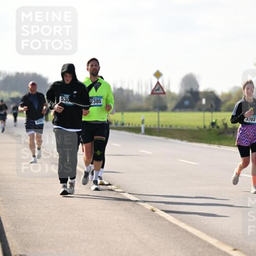 12.04.2026 - 45. Internationalen Wilhelmsburger Insellauf Dr. Thomas Lammeyer http://msf.ph/oto/9449863 12.04.2026 10:40:13 Laufen 3202, 530, 2385, 3703 meine-sportfotos.de