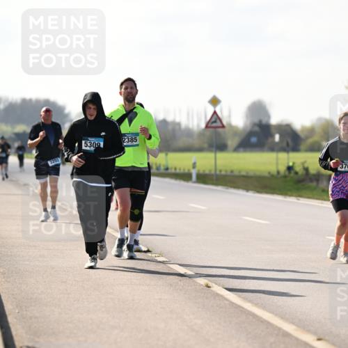 12.04.2026 - 45. Internationalen Wilhelmsburger Insellauf Dr. Thomas Lammeyer http://msf.ph/oto/9449864 12.04.2026 10:40:13 Laufen 3202, 5309, 2385, 3703 meine-sportfotos.de