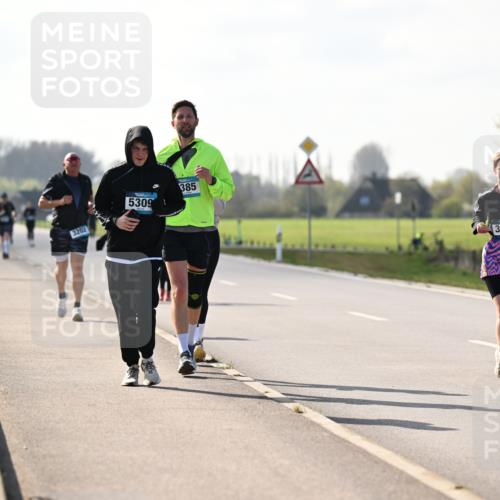 12.04.2026 - 45. Internationalen Wilhelmsburger Insellauf Dr. Thomas Lammeyer http://msf.ph/oto/9449865 12.04.2026 10:40:13 Laufen 3202, 5309, 385, 3703 meine-sportfotos.de
