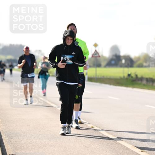 12.04.2026 - 45. Internationalen Wilhelmsburger Insellauf Dr. Thomas Lammeyer http://msf.ph/oto/9449877 12.04.2026 10:40:15 Laufen 5309 meine-sportfotos.de