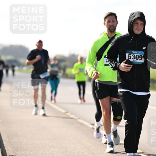 12.04.2026 - 45. Internationalen Wilhelmsburger Insellauf Dr. Thomas Lammeyer http://msf.ph/oto/9449887 12.04.2026 10:40:17 Laufen 5309 meine-sportfotos.de