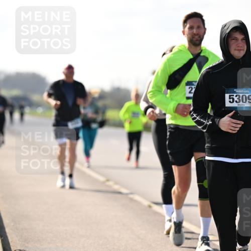 12.04.2026 - 45. Internationalen Wilhelmsburger Insellauf Dr. Thomas Lammeyer http://msf.ph/oto/9449889 12.04.2026 10:40:17 Laufen 2, 5309 meine-sportfotos.de
