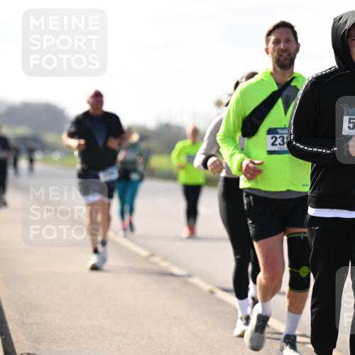 12.04.2026 - 45. Internationalen Wilhelmsburger Insellauf Dr. Thomas Lammeyer http://msf.ph/oto/9449890 12.04.2026 10:40:18 Laufen 23, 5309 meine-sportfotos.de