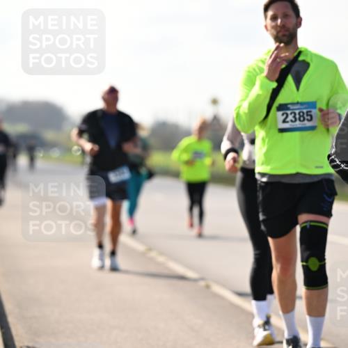 12.04.2026 - 45. Internationalen Wilhelmsburger Insellauf Dr. Thomas Lammeyer http://msf.ph/oto/9449894 12.04.2026 10:40:18 Laufen 2385, 45, 5309 meine-sportfotos.de