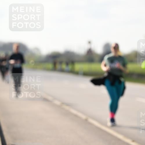 12.04.2026 - 45. Internationalen Wilhelmsburger Insellauf Dr. Thomas Lammeyer http://msf.ph/oto/9449926 12.04.2026 10:40:23 Laufen  meine-sportfotos.de