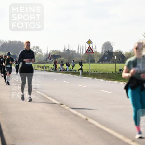 12.04.2026 - 45. Internationalen Wilhelmsburger Insellauf Dr. Thomas Lammeyer http://msf.ph/oto/9449928 12.04.2026 10:40:24 Laufen 2630, 2 meine-sportfotos.de