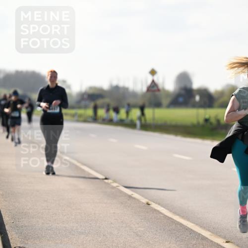12.04.2026 - 45. Internationalen Wilhelmsburger Insellauf Dr. Thomas Lammeyer http://msf.ph/oto/9449930 12.04.2026 10:40:25 Laufen 202 meine-sportfotos.de