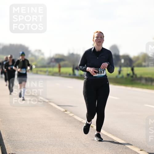 12.04.2026 - 45. Internationalen Wilhelmsburger Insellauf Dr. Thomas Lammeyer http://msf.ph/oto/9449951 12.04.2026 10:40:29 Laufen 497 meine-sportfotos.de