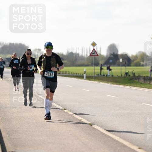 12.04.2026 - 45. Internationalen Wilhelmsburger Insellauf Dr. Thomas Lammeyer http://msf.ph/oto/9449961 12.04.2026 10:40:33 Laufen 2469, 157, 2528 meine-sportfotos.de