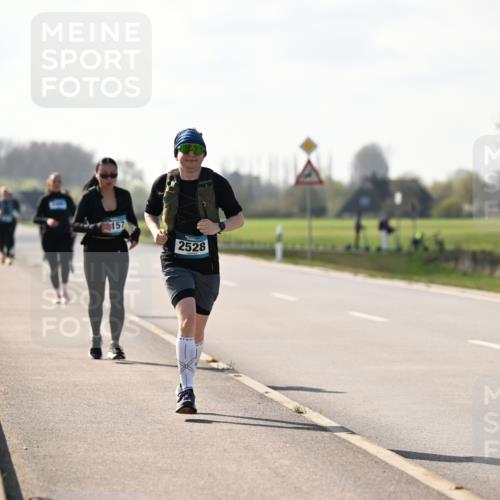 12.04.2026 - 45. Internationalen Wilhelmsburger Insellauf Dr. Thomas Lammeyer http://msf.ph/oto/9449966 12.04.2026 10:40:34 Laufen 157, 2528 meine-sportfotos.de