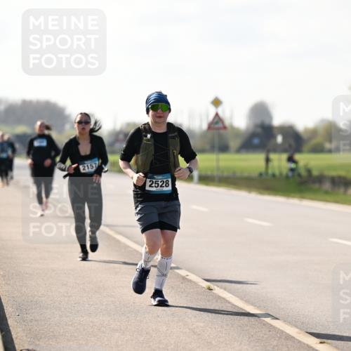 12.04.2026 - 45. Internationalen Wilhelmsburger Insellauf Dr. Thomas Lammeyer http://msf.ph/oto/9449970 12.04.2026 10:40:34 Laufen 2157, 2528 meine-sportfotos.de