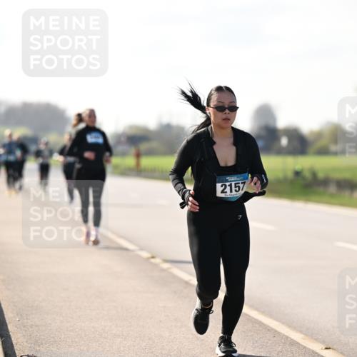 12.04.2026 - 45. Internationalen Wilhelmsburger Insellauf Dr. Thomas Lammeyer http://msf.ph/oto/9449989 12.04.2026 10:40:38 Laufen 2157, 1 meine-sportfotos.de