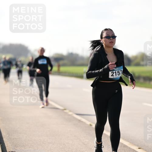 12.04.2026 - 45. Internationalen Wilhelmsburger Insellauf Dr. Thomas Lammeyer http://msf.ph/oto/9449993 12.04.2026 10:40:39 Laufen 2157 meine-sportfotos.de