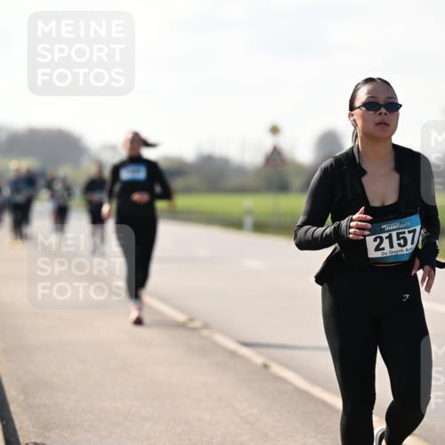 12.04.2026 - 45. Internationalen Wilhelmsburger Insellauf Dr. Thomas Lammeyer http://msf.ph/oto/9449997 12.04.2026 10:40:39 Laufen 2157, 7 meine-sportfotos.de