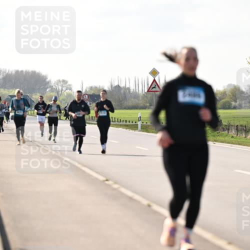 12.04.2026 - 45. Internationalen Wilhelmsburger Insellauf Dr. Thomas Lammeyer http://msf.ph/oto/9450011 12.04.2026 10:40:43 Laufen 2 meine-sportfotos.de