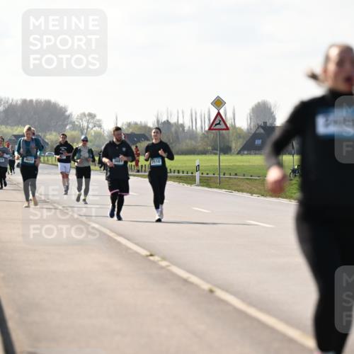 12.04.2026 - 45. Internationalen Wilhelmsburger Insellauf Dr. Thomas Lammeyer http://msf.ph/oto/9450014 12.04.2026 10:40:44 Laufen 2816, 3622, 3681, 510 meine-sportfotos.de