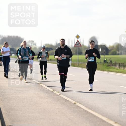 12.04.2026 - 45. Internationalen Wilhelmsburger Insellauf Dr. Thomas Lammeyer http://msf.ph/oto/9450015 12.04.2026 10:40:49 Laufen 3601, 3622, 2510 meine-sportfotos.de