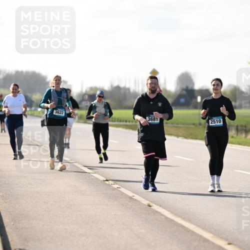 12.04.2026 - 45. Internationalen Wilhelmsburger Insellauf Dr. Thomas Lammeyer http://msf.ph/oto/9450025 12.04.2026 10:40:51 Laufen 3622, 3681, 2510 meine-sportfotos.de
