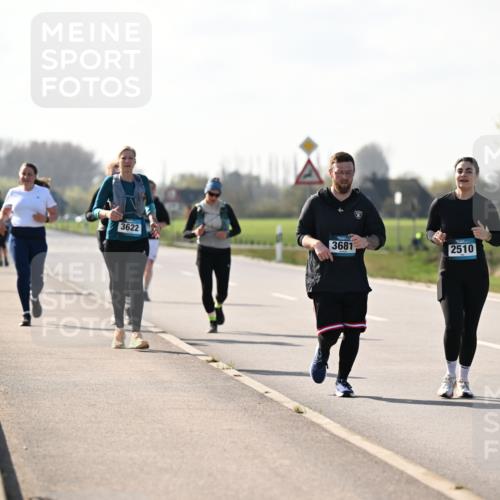 12.04.2026 - 45. Internationalen Wilhelmsburger Insellauf Dr. Thomas Lammeyer http://msf.ph/oto/9450030 12.04.2026 10:40:51 Laufen 3622, 3681, 2510 meine-sportfotos.de