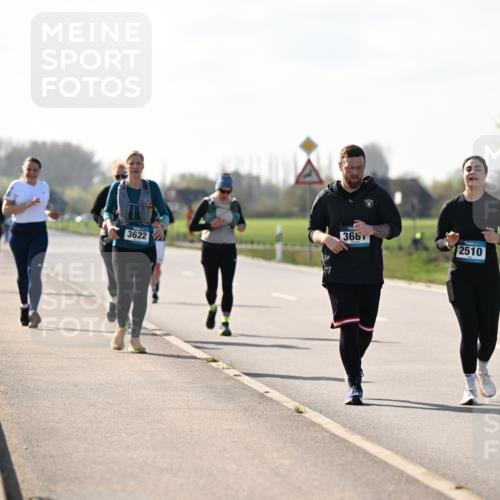 12.04.2026 - 45. Internationalen Wilhelmsburger Insellauf Dr. Thomas Lammeyer http://msf.ph/oto/9450032 12.04.2026 10:40:52 Laufen 366, 2510, 3622 meine-sportfotos.de