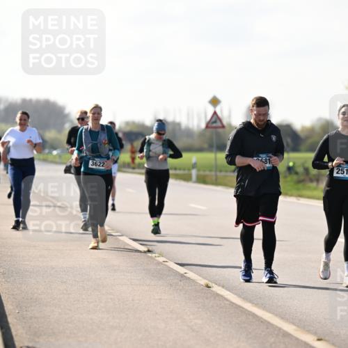 12.04.2026 - 45. Internationalen Wilhelmsburger Insellauf Dr. Thomas Lammeyer http://msf.ph/oto/9450034 12.04.2026 10:40:52 Laufen 581, 2510, 3622 meine-sportfotos.de