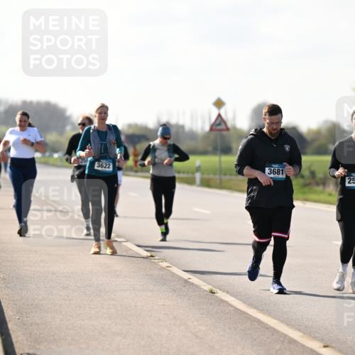 12.04.2026 - 45. Internationalen Wilhelmsburger Insellauf Dr. Thomas Lammeyer http://msf.ph/oto/9450035 12.04.2026 10:40:52 Laufen 3622, 3681, 2510 meine-sportfotos.de