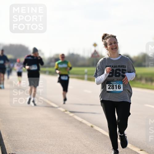 12.04.2026 - 45. Internationalen Wilhelmsburger Insellauf Dr. Thomas Lammeyer http://msf.ph/oto/9450079 12.04.2026 10:41:04 Laufen 365, 4, 2816 meine-sportfotos.de