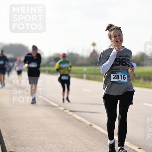 12.04.2026 - 45. Internationalen Wilhelmsburger Insellauf Dr. Thomas Lammeyer http://msf.ph/oto/9450080 12.04.2026 10:41:04 Laufen 96, 45, 2816 meine-sportfotos.de