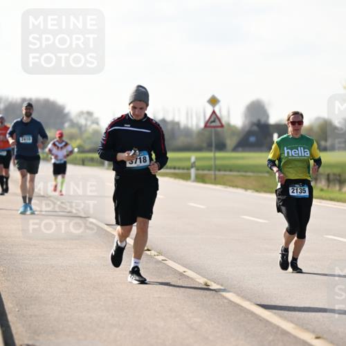 12.04.2026 - 45. Internationalen Wilhelmsburger Insellauf Dr. Thomas Lammeyer http://msf.ph/oto/9450086 12.04.2026 10:41:07 Laufen 2410, 5718, 2135 meine-sportfotos.de