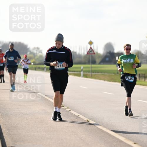 12.04.2026 - 45. Internationalen Wilhelmsburger Insellauf Dr. Thomas Lammeyer http://msf.ph/oto/9450087 12.04.2026 10:41:07 Laufen 5410, 3718, 2135 meine-sportfotos.de
