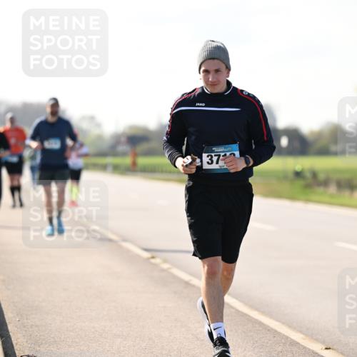 12.04.2026 - 45. Internationalen Wilhelmsburger Insellauf Dr. Thomas Lammeyer http://msf.ph/oto/9450101 12.04.2026 10:41:10 Laufen 37 meine-sportfotos.de
