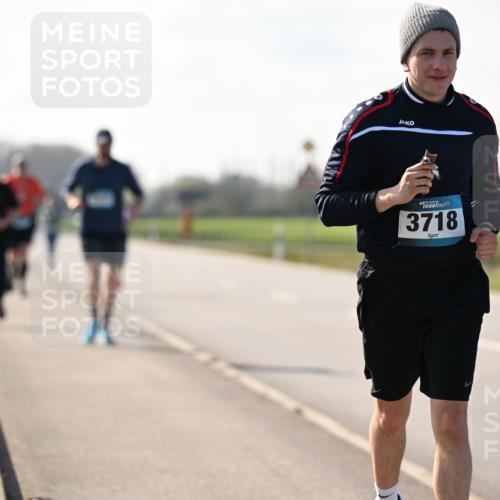 12.04.2026 - 45. Internationalen Wilhelmsburger Insellauf Dr. Thomas Lammeyer http://msf.ph/oto/9450109 12.04.2026 10:41:11 Laufen 3718 meine-sportfotos.de