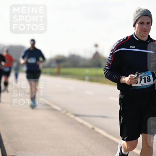12.04.2026 - 45. Internationalen Wilhelmsburger Insellauf Dr. Thomas Lammeyer http://msf.ph/oto/9450110 12.04.2026 10:41:11 Laufen 718 meine-sportfotos.de