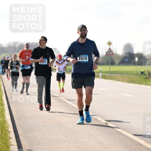 12.04.2026 - 45. Internationalen Wilhelmsburger Insellauf Dr. Thomas Lammeyer http://msf.ph/oto/9450115 12.04.2026 10:41:14 Laufen 565, 2410 meine-sportfotos.de