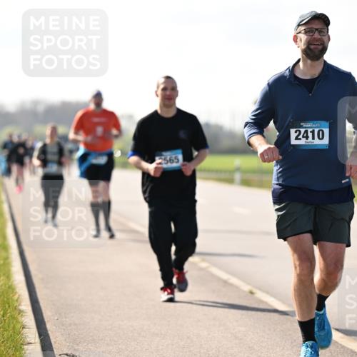 12.04.2026 - 45. Internationalen Wilhelmsburger Insellauf Dr. Thomas Lammeyer http://msf.ph/oto/9450127 12.04.2026 10:41:16 Laufen 2565, 4, 2410 meine-sportfotos.de
