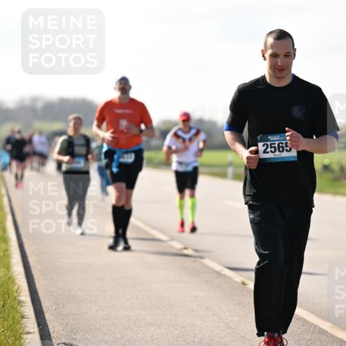 12.04.2026 - 45. Internationalen Wilhelmsburger Insellauf Dr. Thomas Lammeyer http://msf.ph/oto/9450139 12.04.2026 10:41:18 Laufen 2565 meine-sportfotos.de