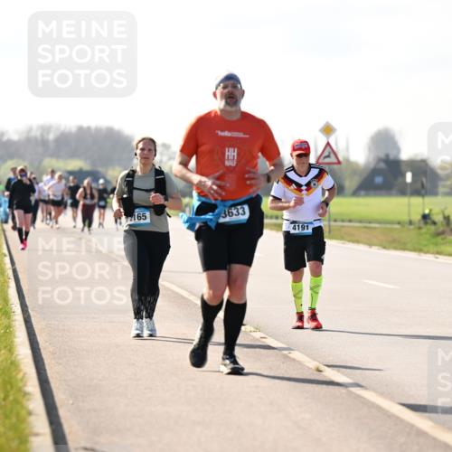 12.04.2026 - 45. Internationalen Wilhelmsburger Insellauf Dr. Thomas Lammeyer http://msf.ph/oto/9450151 12.04.2026 10:41:20 Laufen 165, 3633, 4191 meine-sportfotos.de