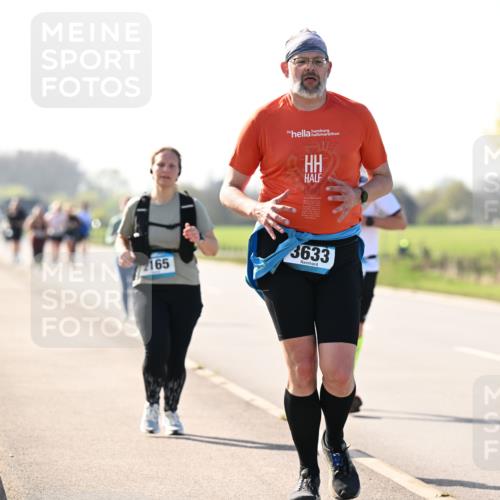12.04.2026 - 45. Internationalen Wilhelmsburger Insellauf Dr. Thomas Lammeyer http://msf.ph/oto/9450162 12.04.2026 10:41:22 Laufen 30, 2165, 3633 meine-sportfotos.de
